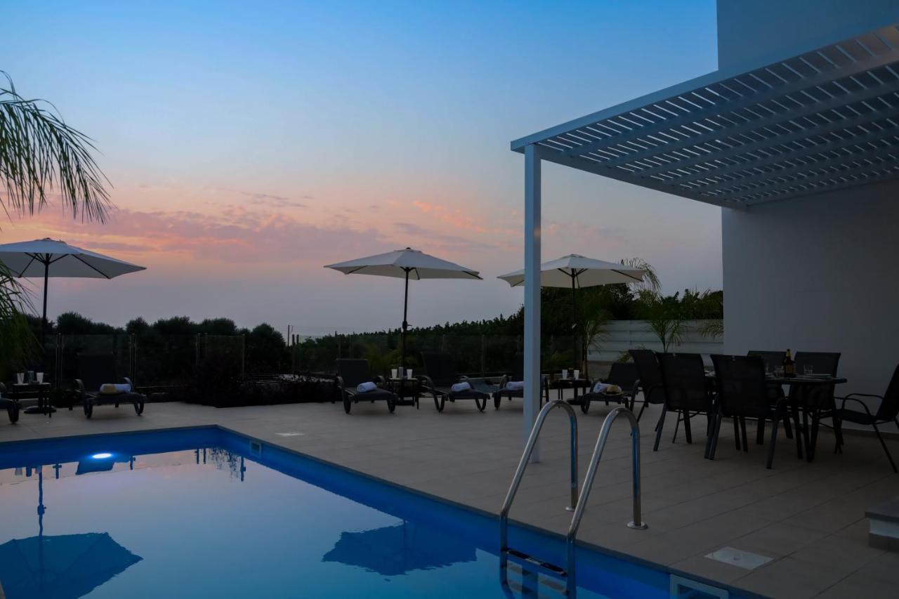 Sophia'S Seaview Luxury Villas Pafos Dış mekan fotoğraf